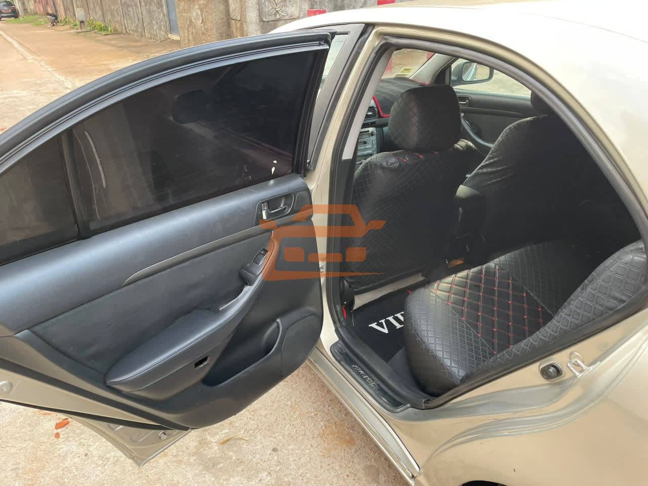 Toyota Corolla - 6