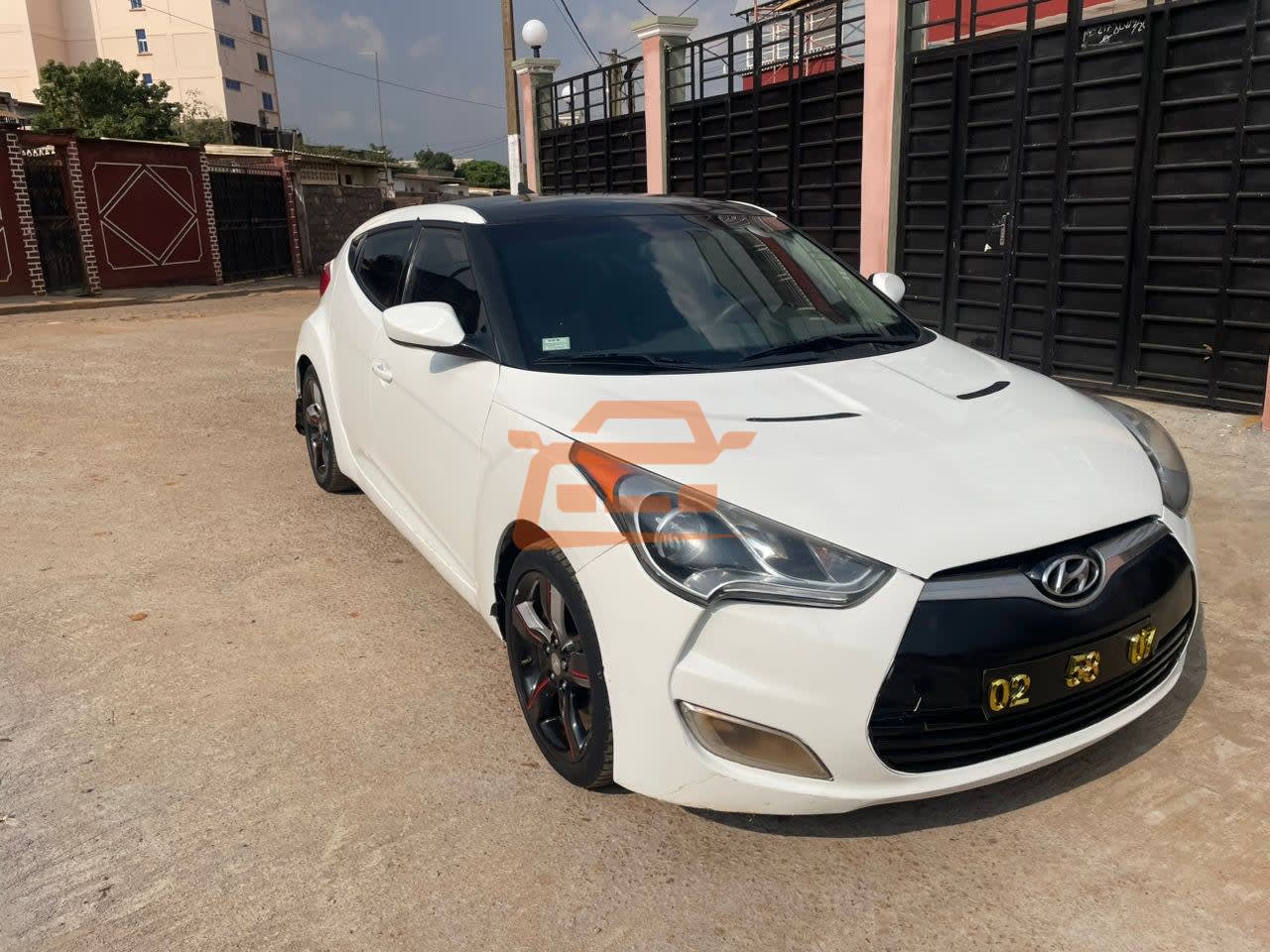 Hyundai Veloster - 2