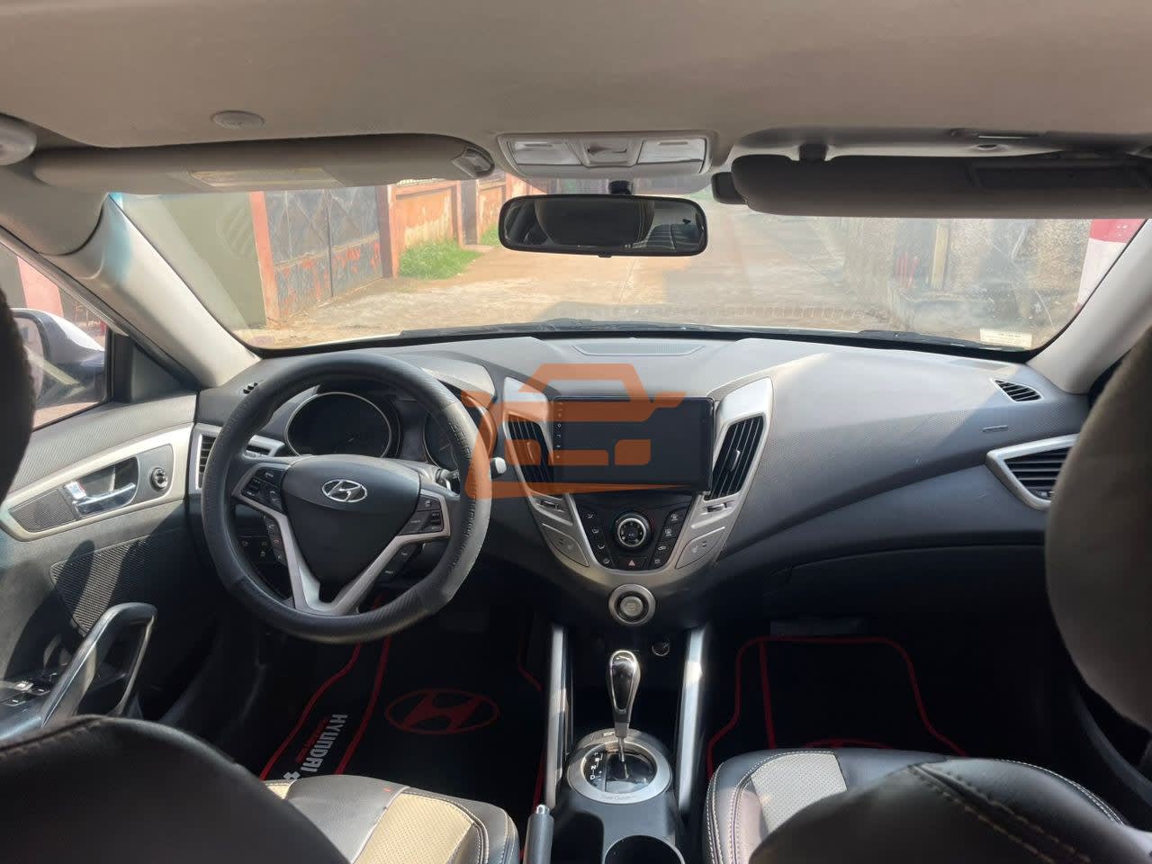 Hyundai Veloster - 5