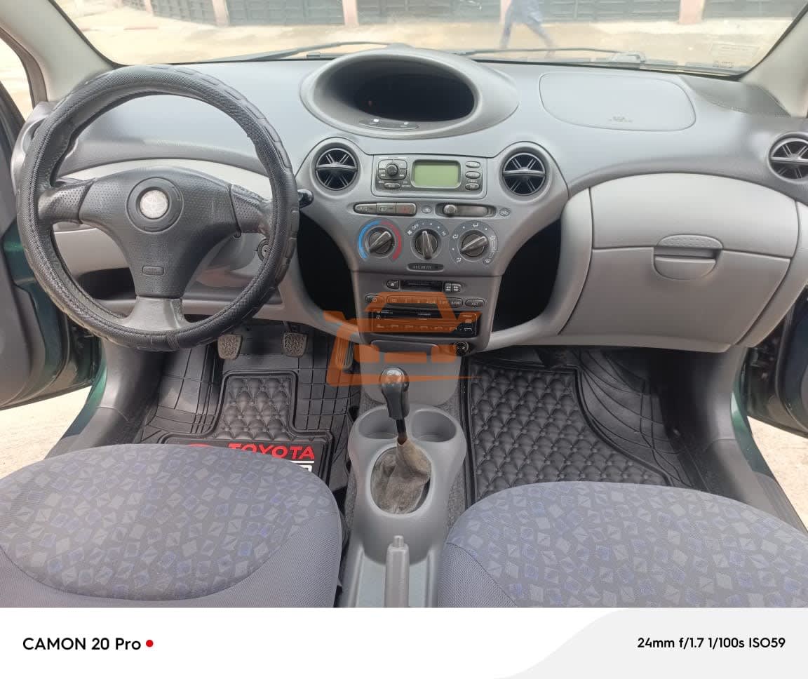 Toyota Yaris - 3
