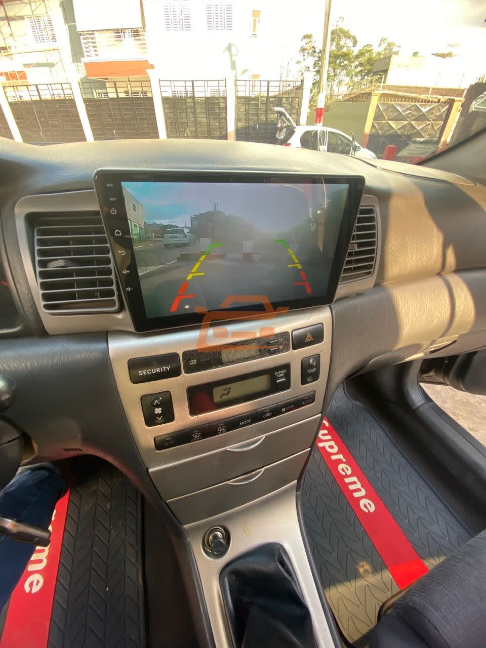 Toyota Corolla - 5