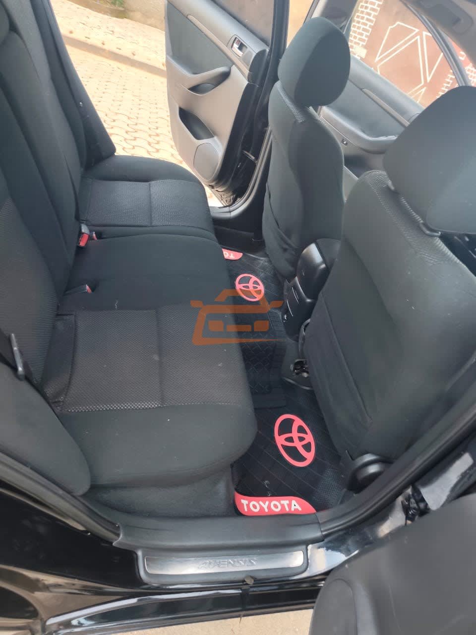 Toyota Corolla - 5