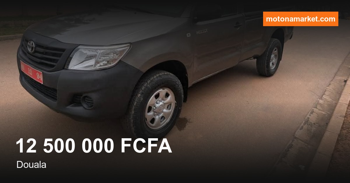 2014 Toyota Hilux à Douala
