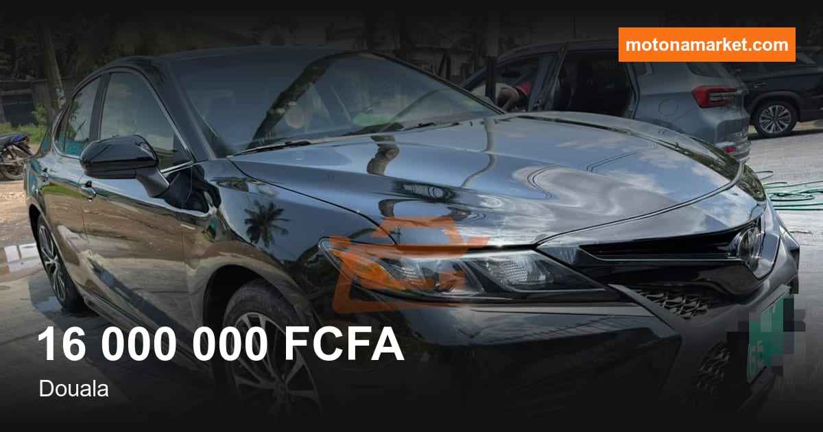 2019 Toyota Camry à Douala