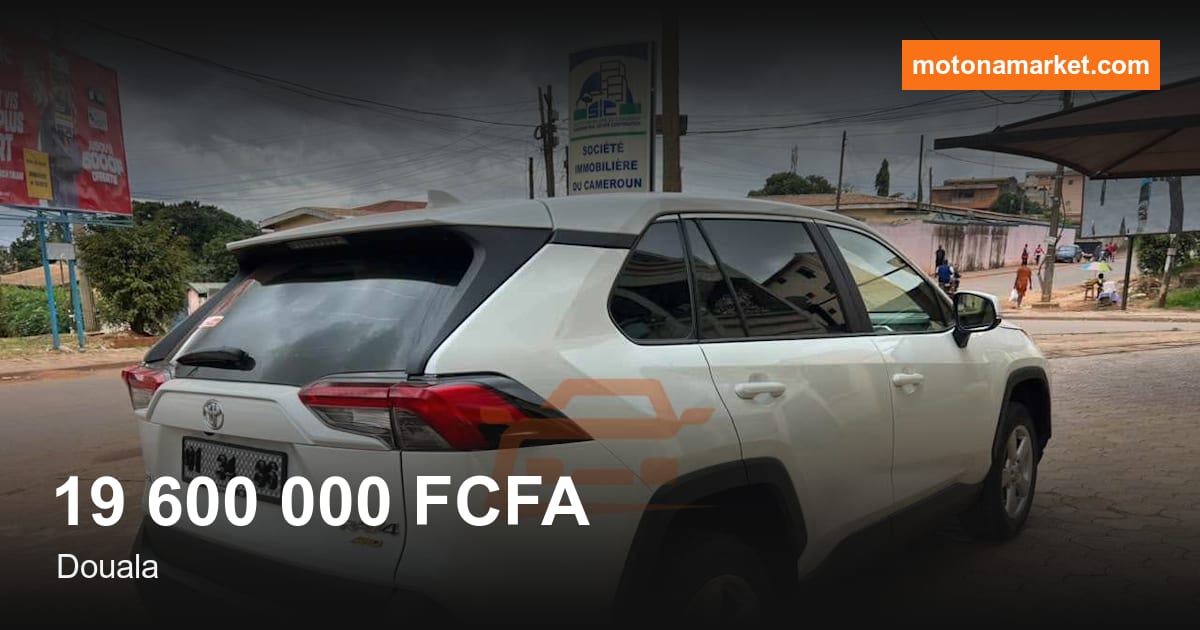2020 Toyota RAV 4 à Douala