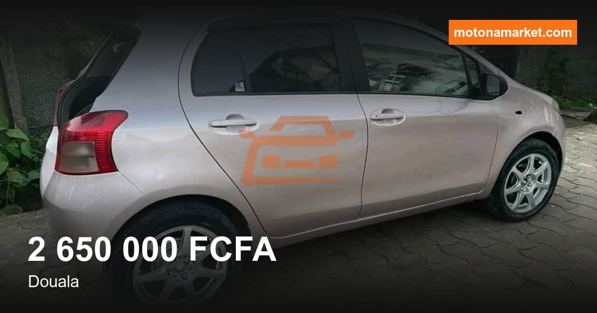 2009 Toyota Vitz à Douala