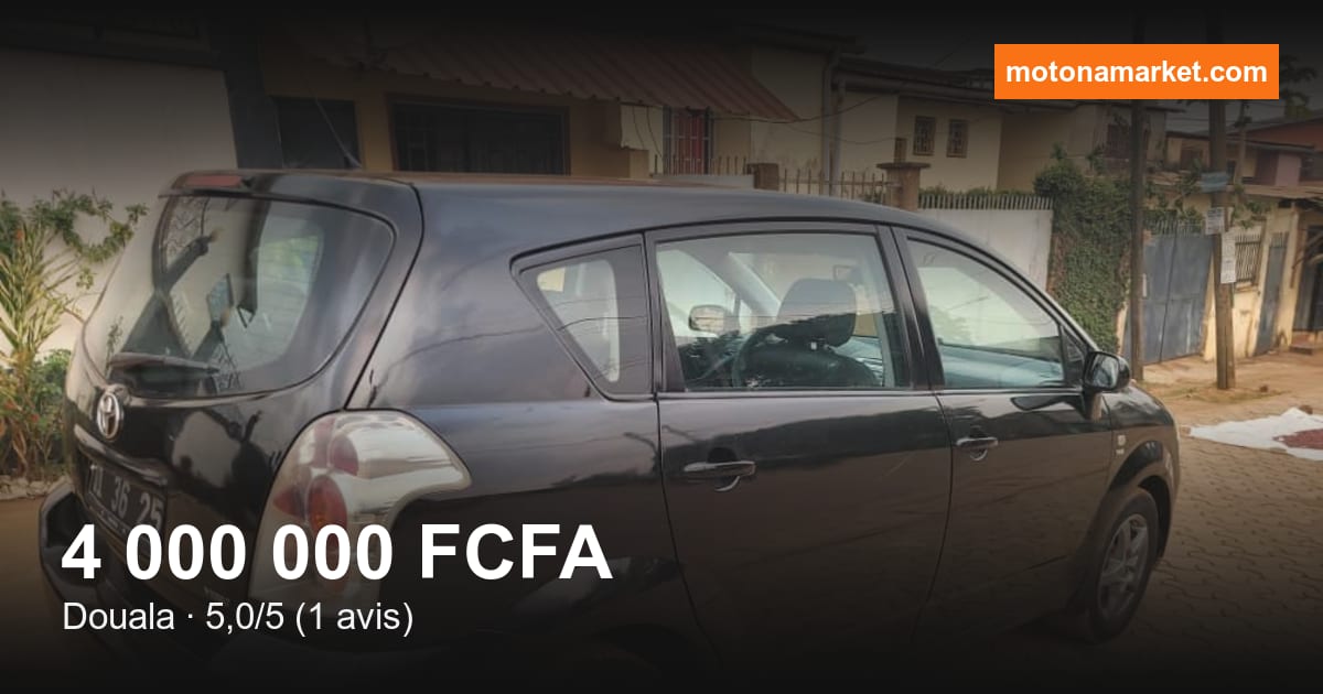 2008 Toyota Corolla à Douala