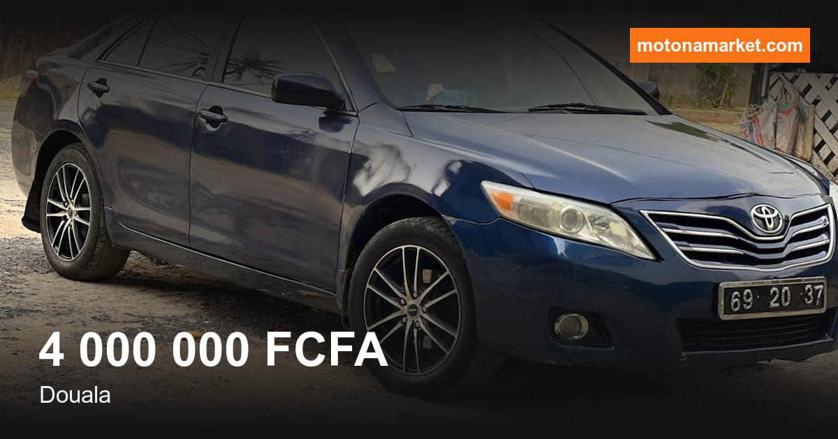 2011 Toyota Camry à Douala