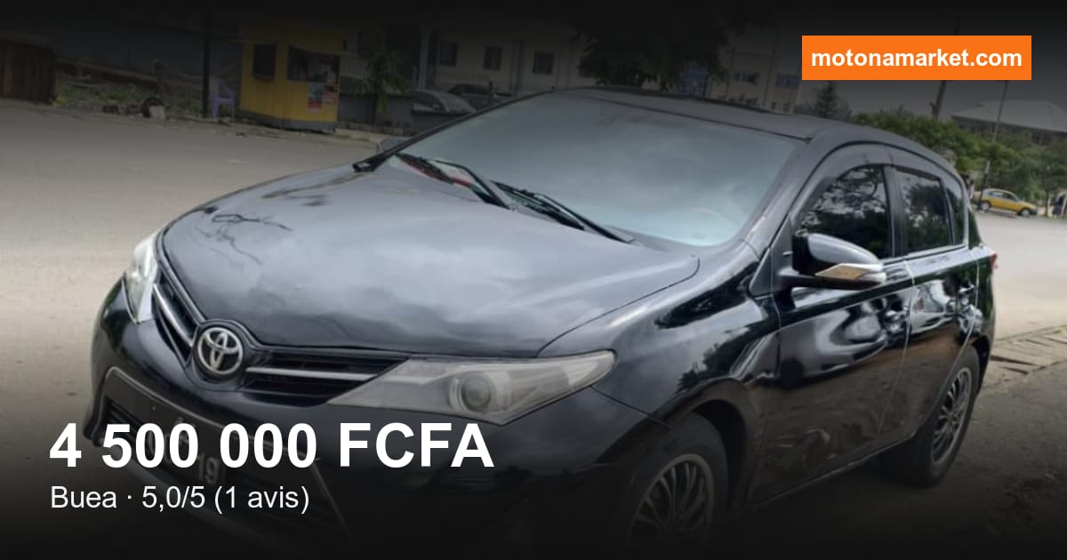 2013 Toyota Corolla à Buea