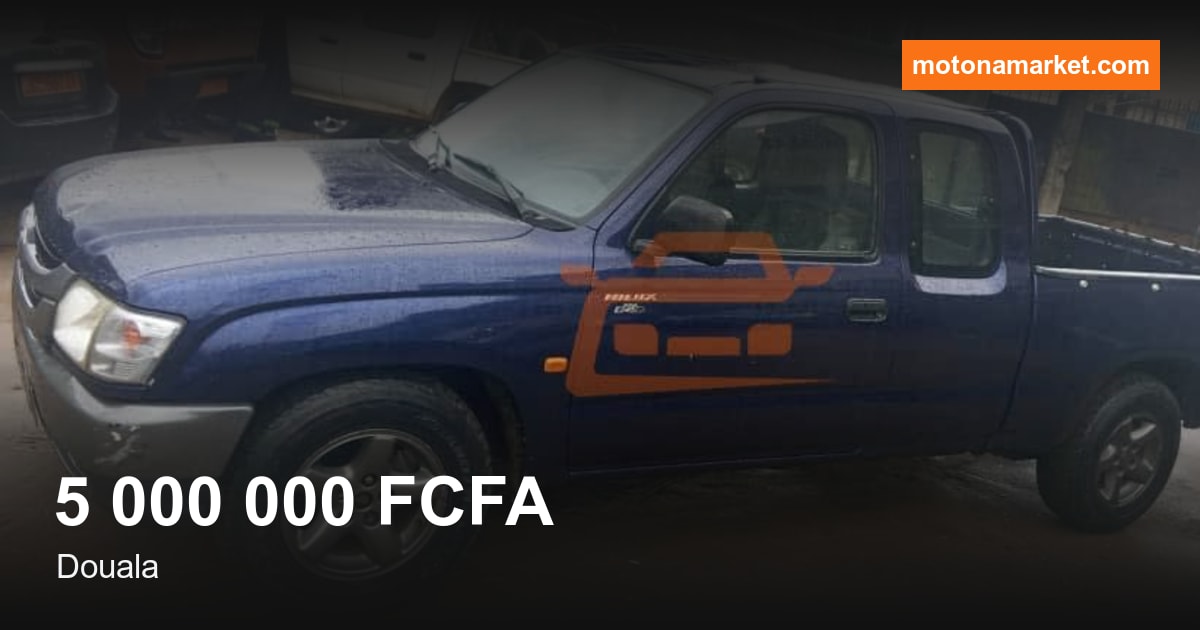 2001 Toyota Hilux à Douala
