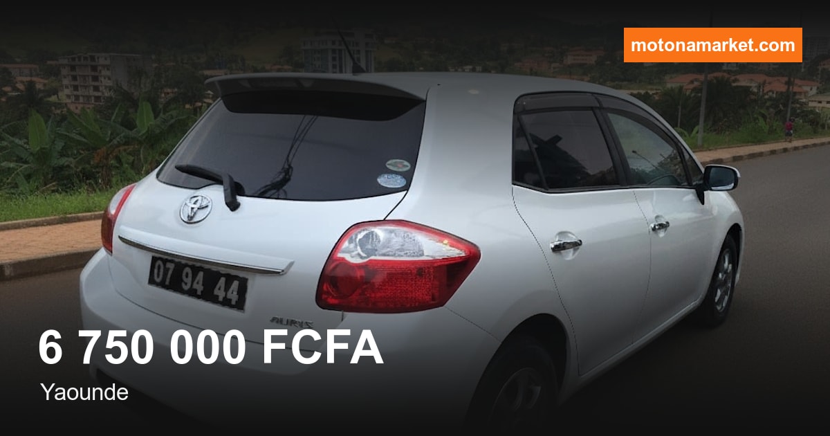 2011 Toyota Yaris à Yaounde