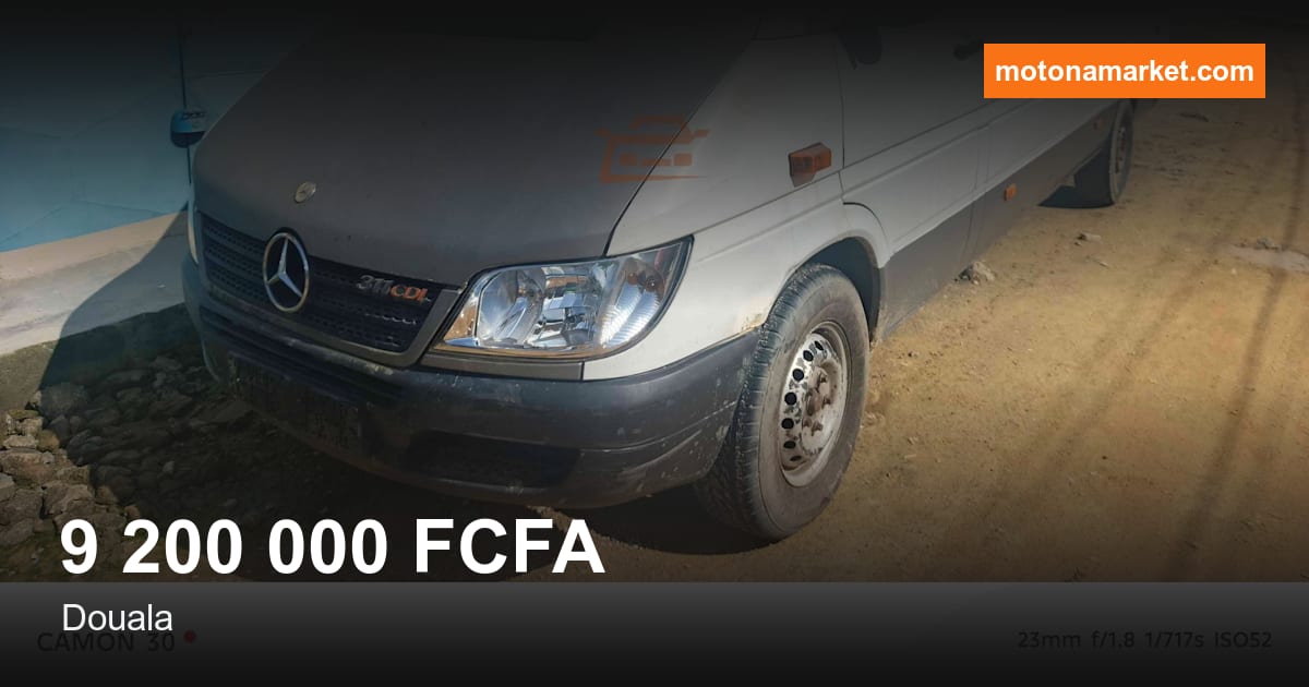 2006 Mercedes-Benz Sprinter à Douala
