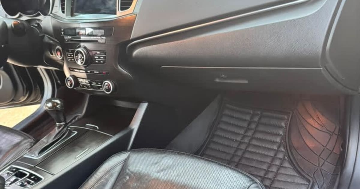 2014 Kia Rio à Douala — photo 2/8