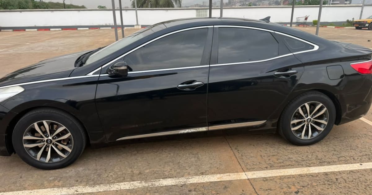 2014 Hyundai Elantra à Yaounde — photo 6/6