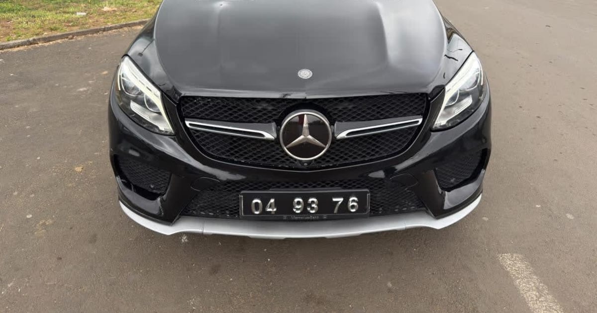 2018 Mercedes-Benz C Class à Yaounde — photo 3/7