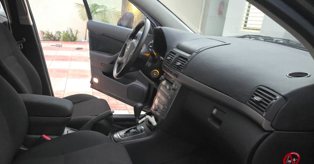 2008 Toyota Corolla à Yaounde — photo 6/7