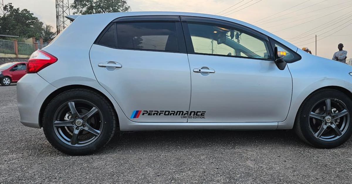 2010 Toyota Yaris à Yaounde — photo 3/9