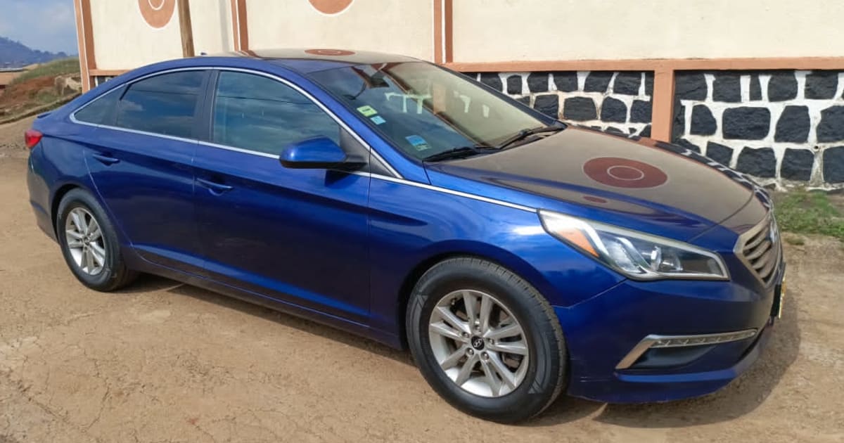 2017 Hyundai Sonata à Douala
