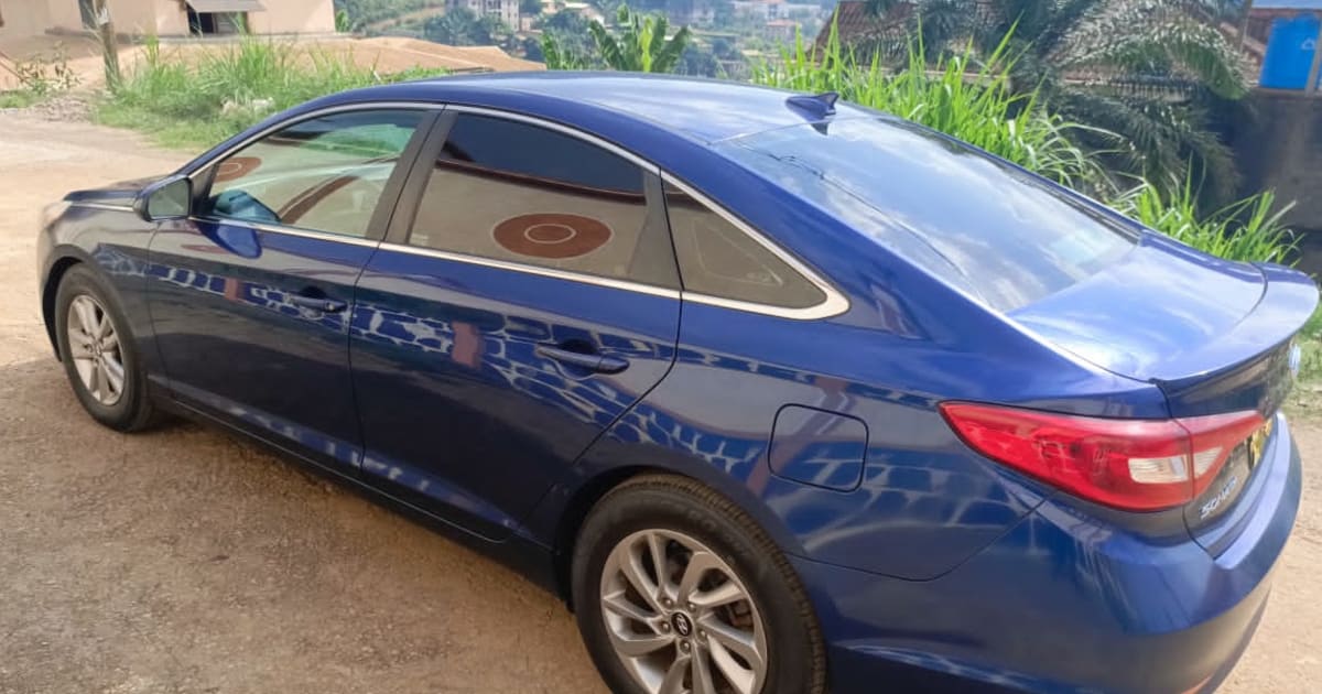 2017 Hyundai Sonata à Douala — photo 3/5