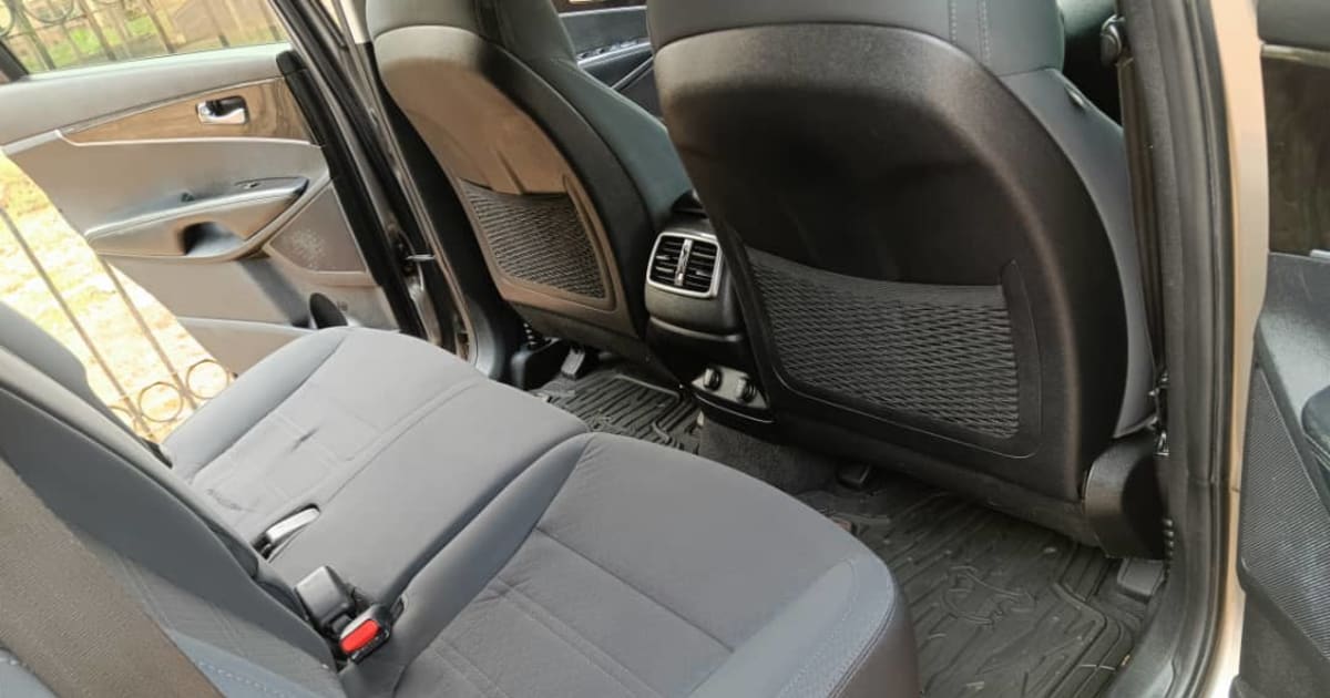 2016 Kia Sorento à Yaounde — photo 3/9
