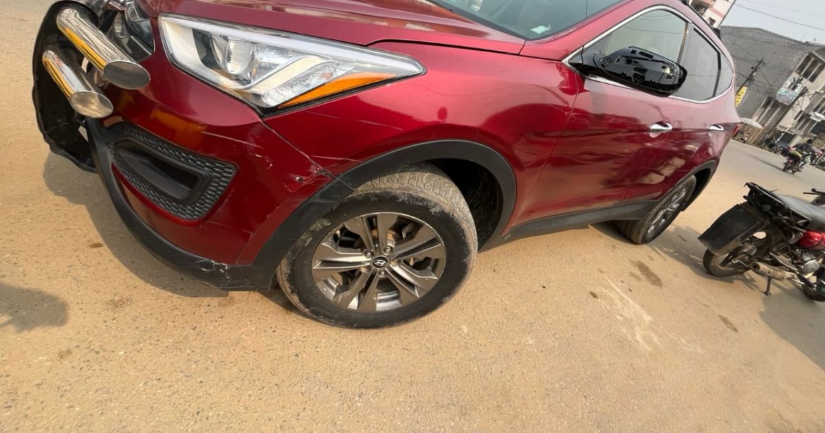 2014 Hyundai Santa Fe à Douala — photo 6/6