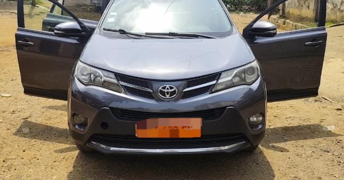 2015 Toyota Rav4 à Douala