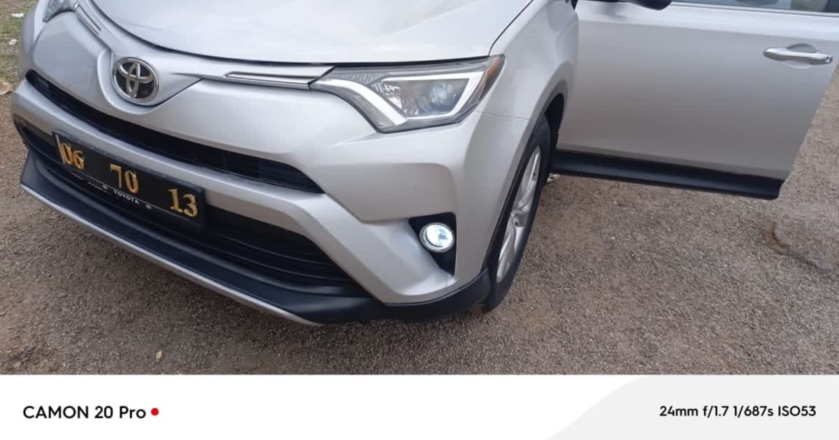 2017 Toyota Rav4 à Yaounde — photo 5/9