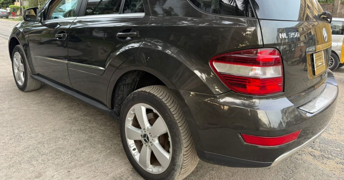 2010 Mercedes-Benz Ml à Douala — photo 4/9