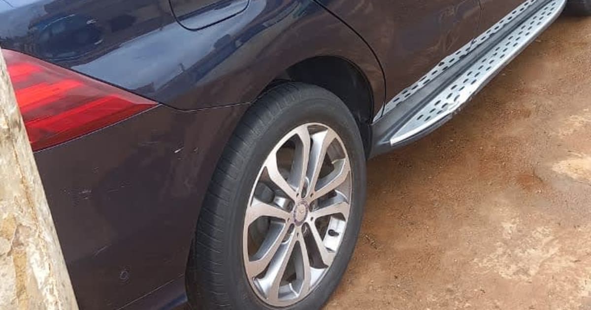 2017 Mercedes-Benz CLE à Yaounde — photo 5/7