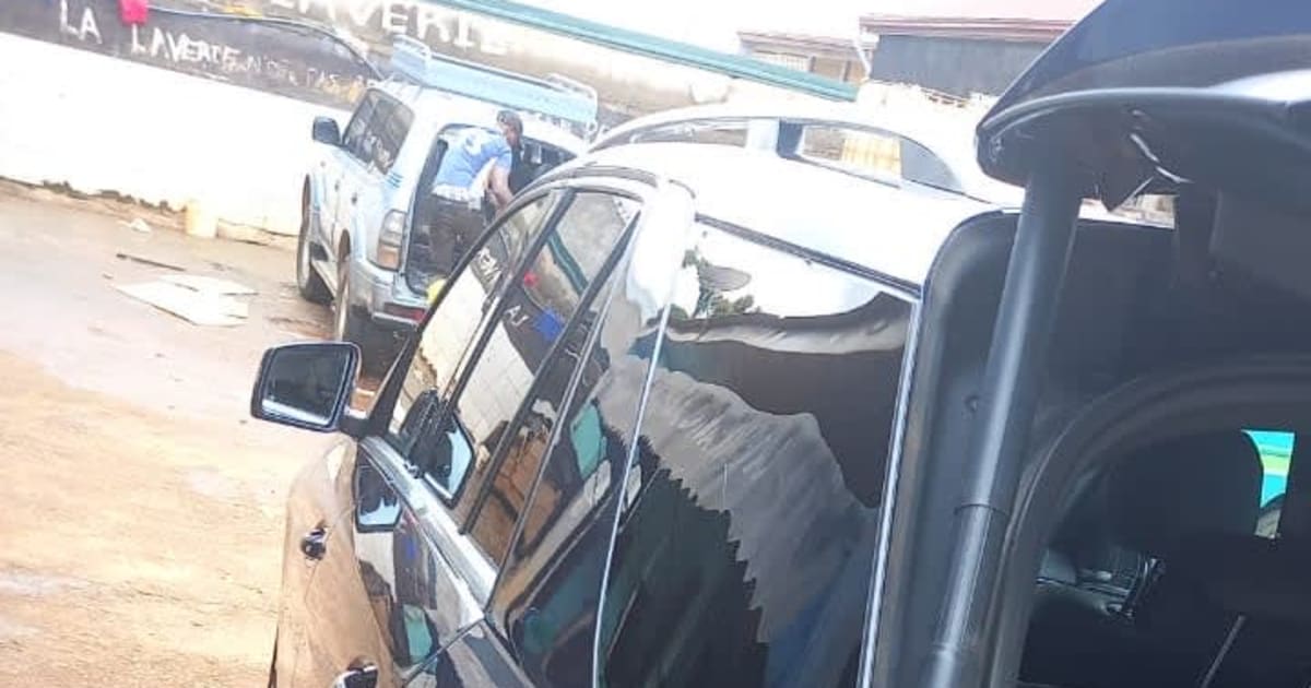 2017 Mercedes-Benz CLE à Yaounde — photo 7/7