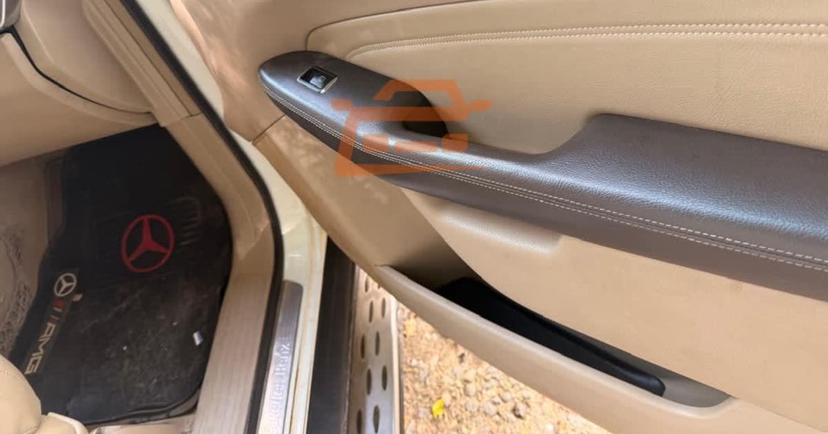 2013 Mercedes-Benz Ml à Douala — photo 4/7