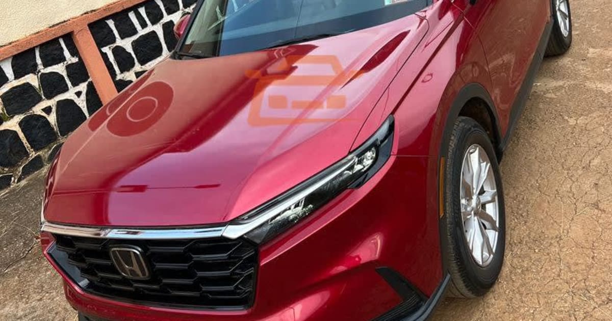 2025 Honda Cr V à Yaounde — photo 2/8