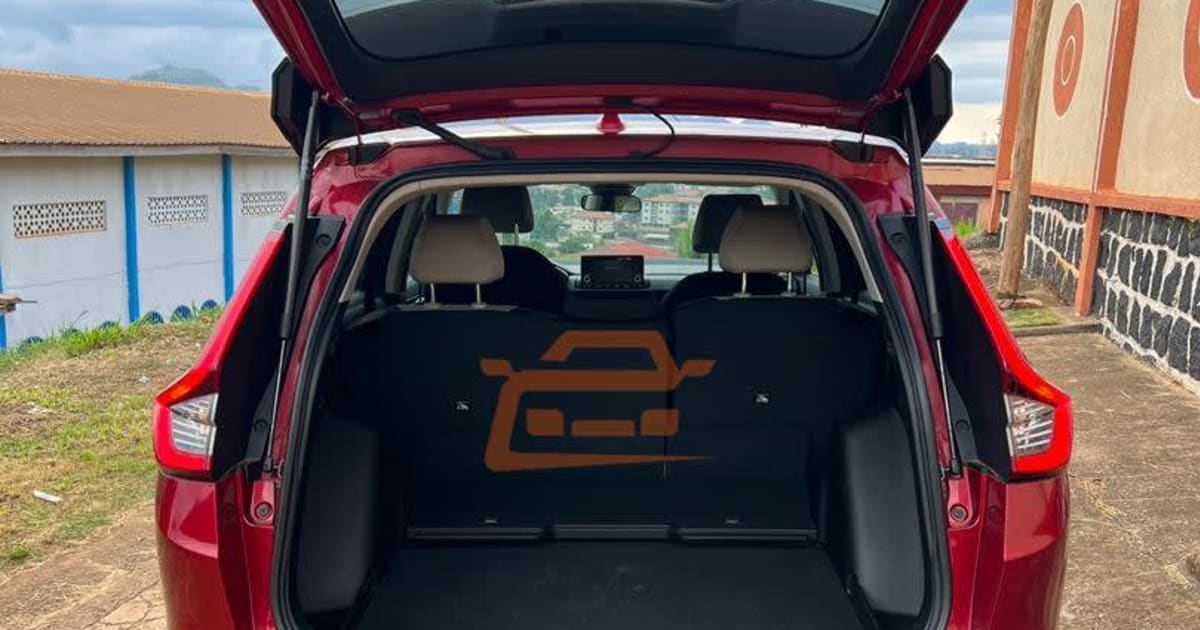 2025 Honda Cr V à Yaounde — photo 7/8