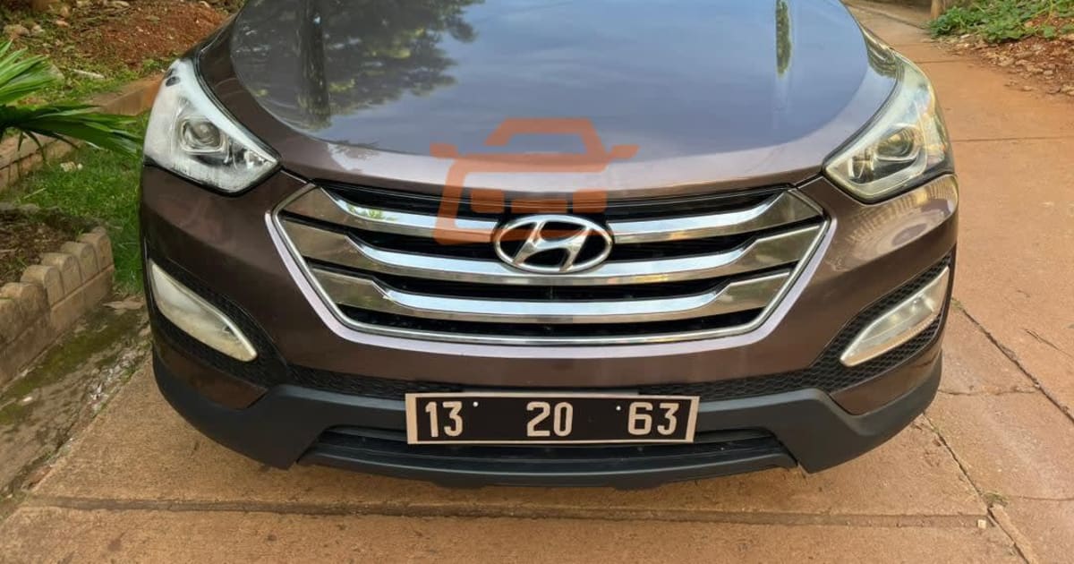 2015 Hyundai Santa Fe à Yaounde — photo 3/7