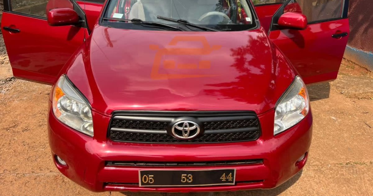 2008 Toyota Rav4 à Yaounde — photo 2/6