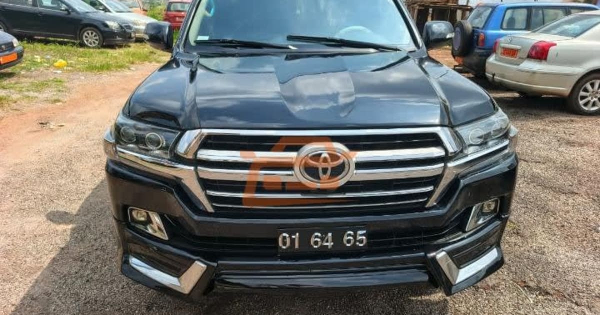 2016 Toyota Land Cruiser à Yaounde — photo 3/5