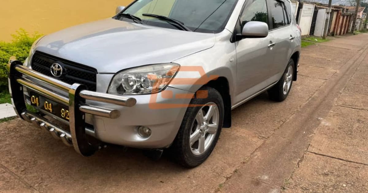 2008 Toyota Rav4 à Yaounde