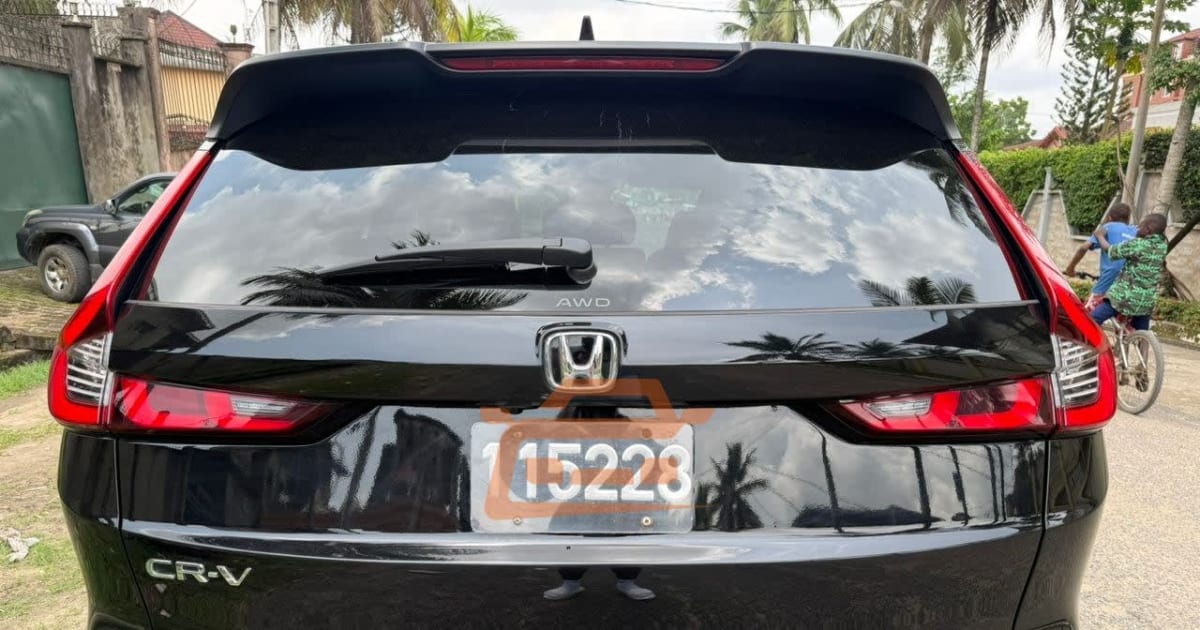 2024 Honda Cr V à Douala — photo 3/6