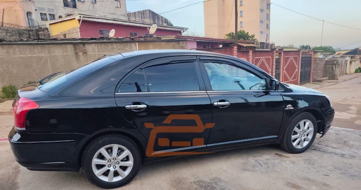 2005 Toyota Corolla à Yaounde — photo 2/6
