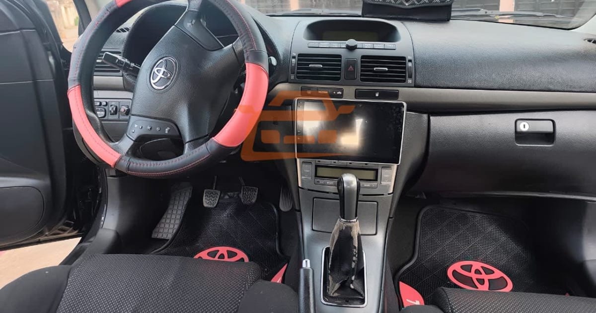 2005 Toyota Corolla à Yaounde — photo 4/6