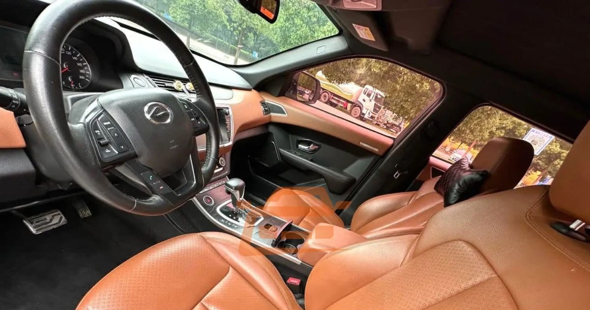 2018 Land Rover Evoque à Douala — photo 4/9