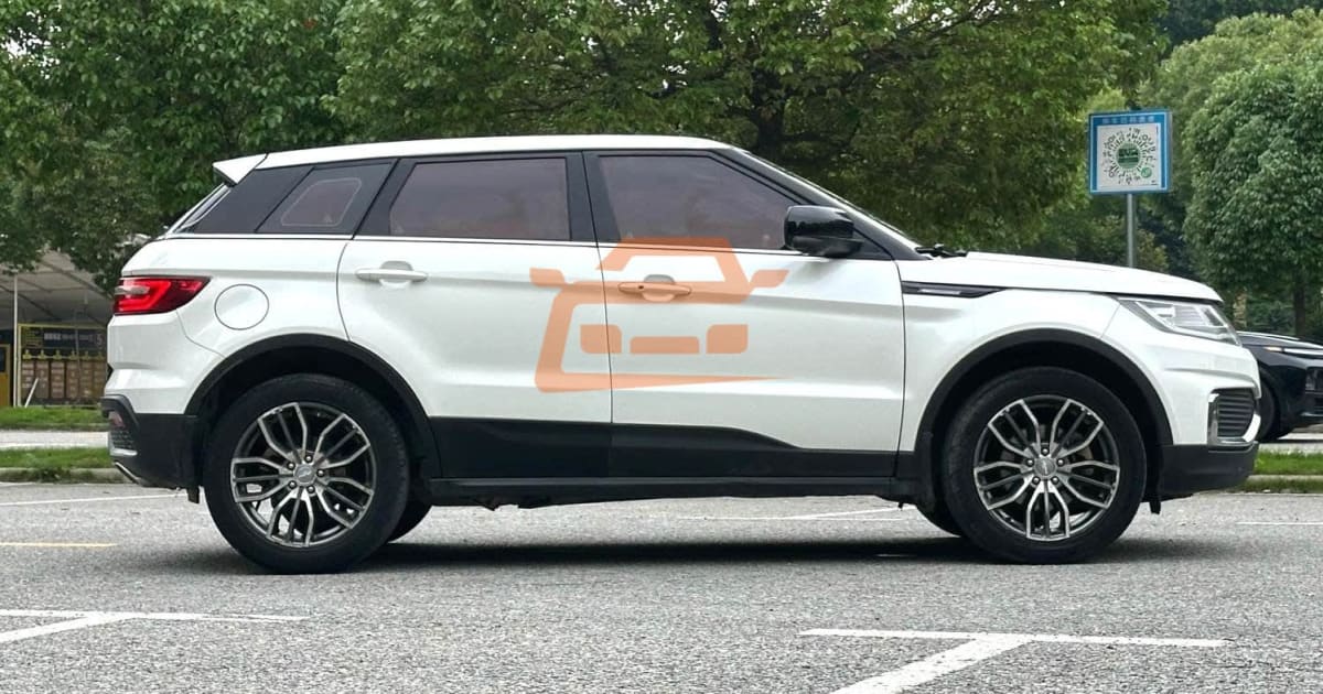 2018 Land Rover Evoque à Douala — photo 8/9