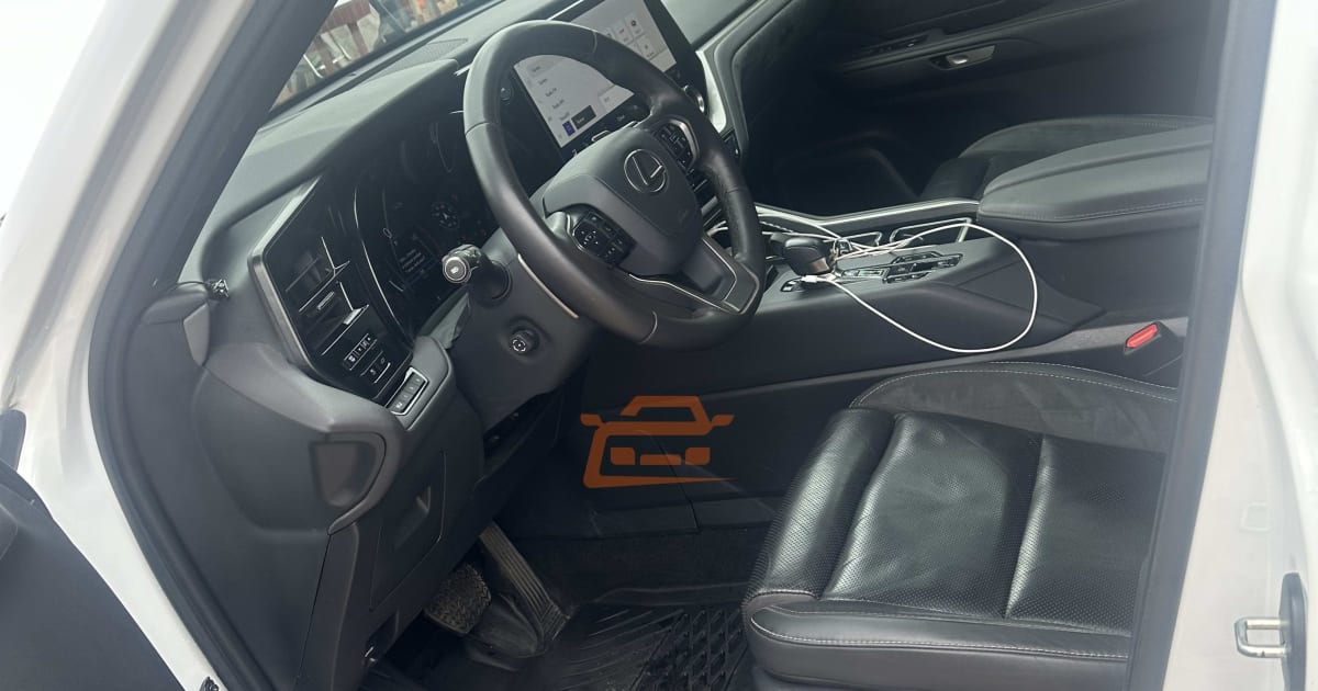 2025 Lexus Tx 350 à Douala — photo 5/5