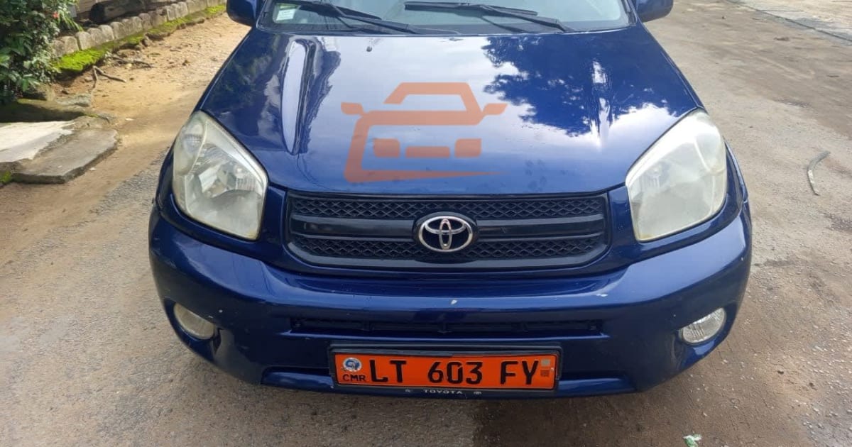 2005 Toyota Rav4 à Douala — photo 2/5