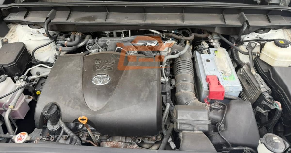 2022 Toyota Grand Highlander à Douala — photo 8/8