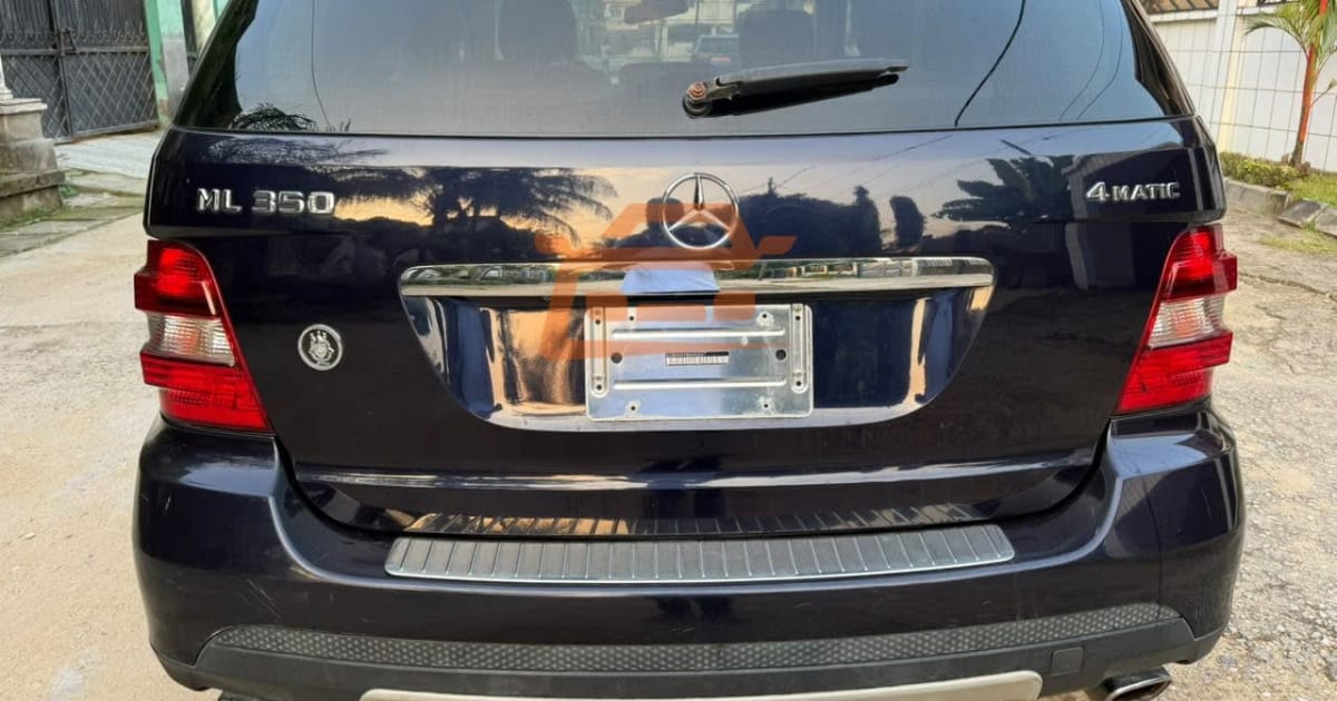 2008 Mercedes-Benz Ml à Douala — photo 3/8