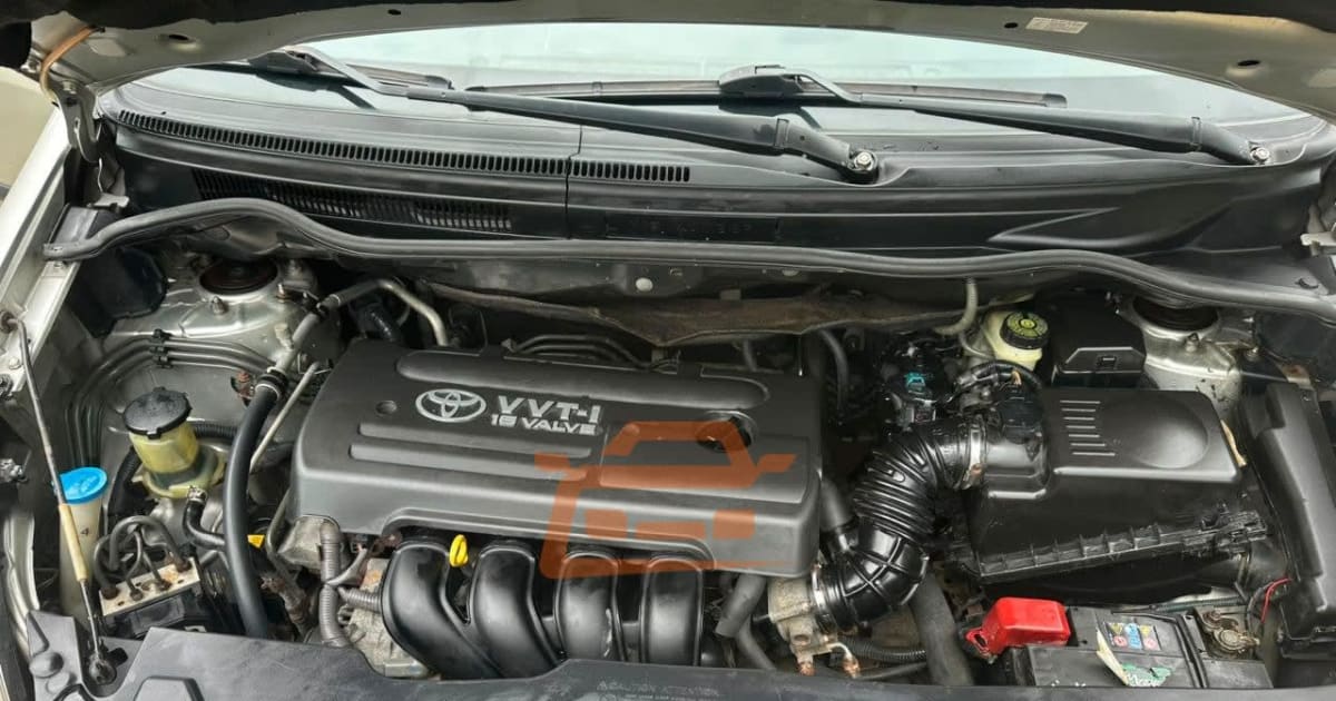 2006 Toyota Corolla à Douala — photo 7/7