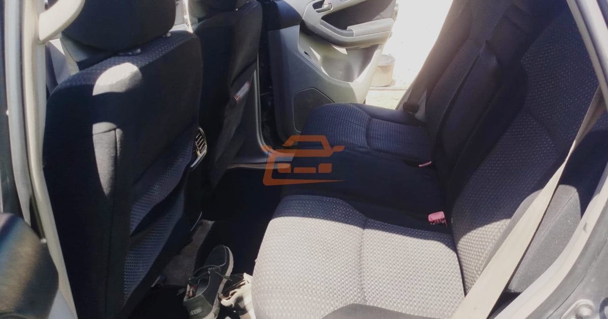 2006 Toyota 4Runner à Maroua — photo 4/6