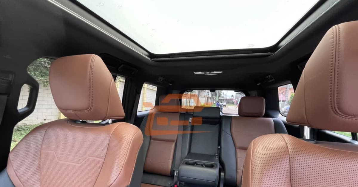 2025 Lexus Gx 550 à Douala — photo 7/9
