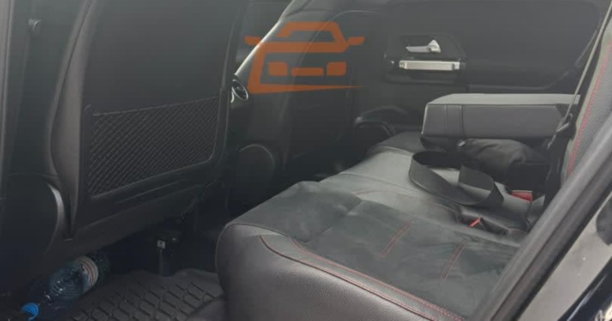2021 Mercedes-Benz GLB-Class à Douala — photo 5/5